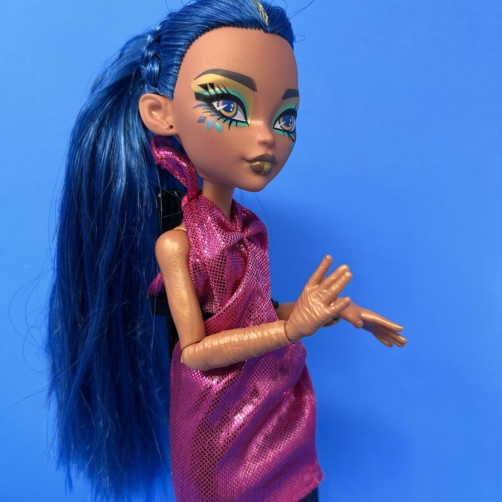 Monster High Cleo de Nile G3 Monster Fest 2022 Doll Mattel Fashion Collectible - Picture 8 of 16